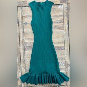 Elegant Green Ribbed Dress